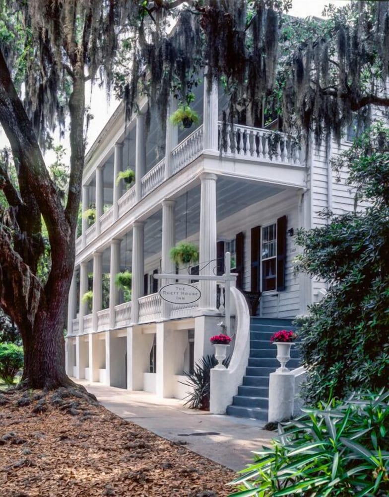 Rhett House Inn 1/50