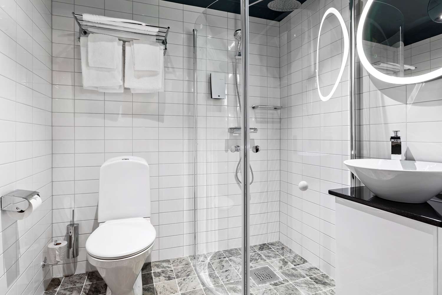Best Western Hotel At 108 58/58