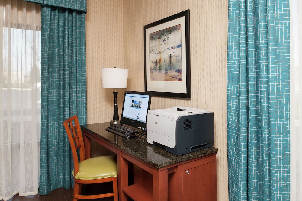 Hampton Inn Jacksonville Il 27/28