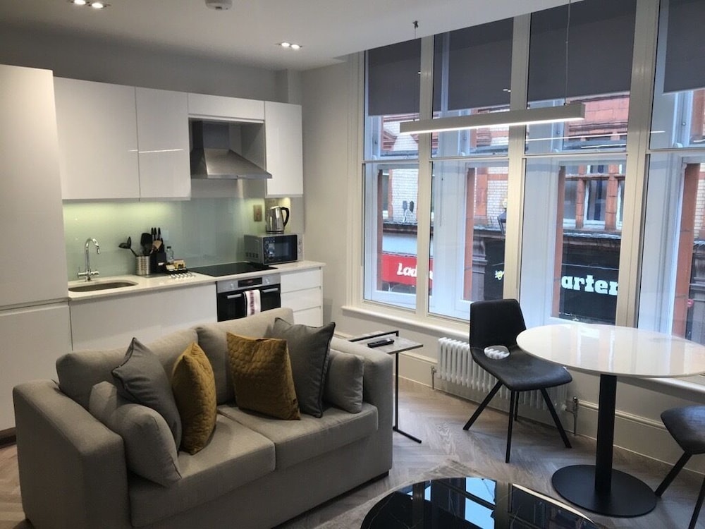 Victoria House by Aeria Apartments 38/48