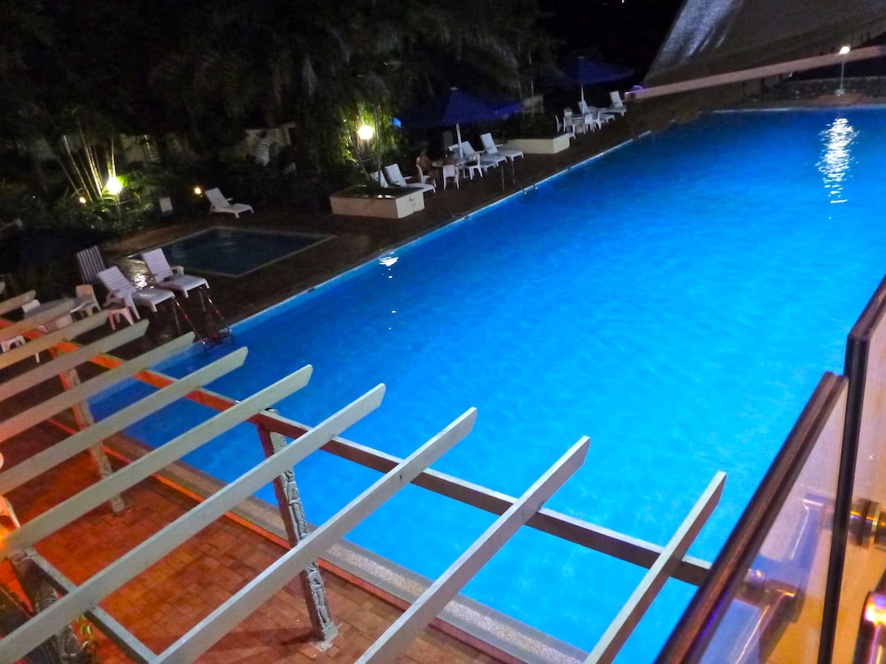 Madang Resort Hotel 26/50