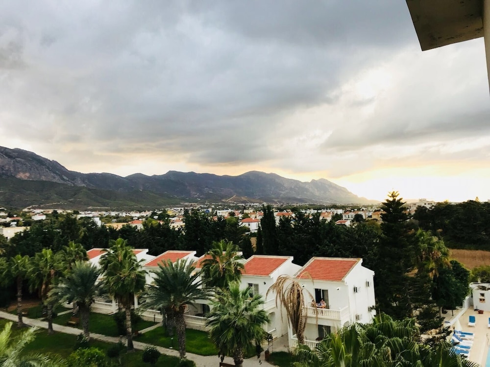 Mountain View Hotel 37/49
