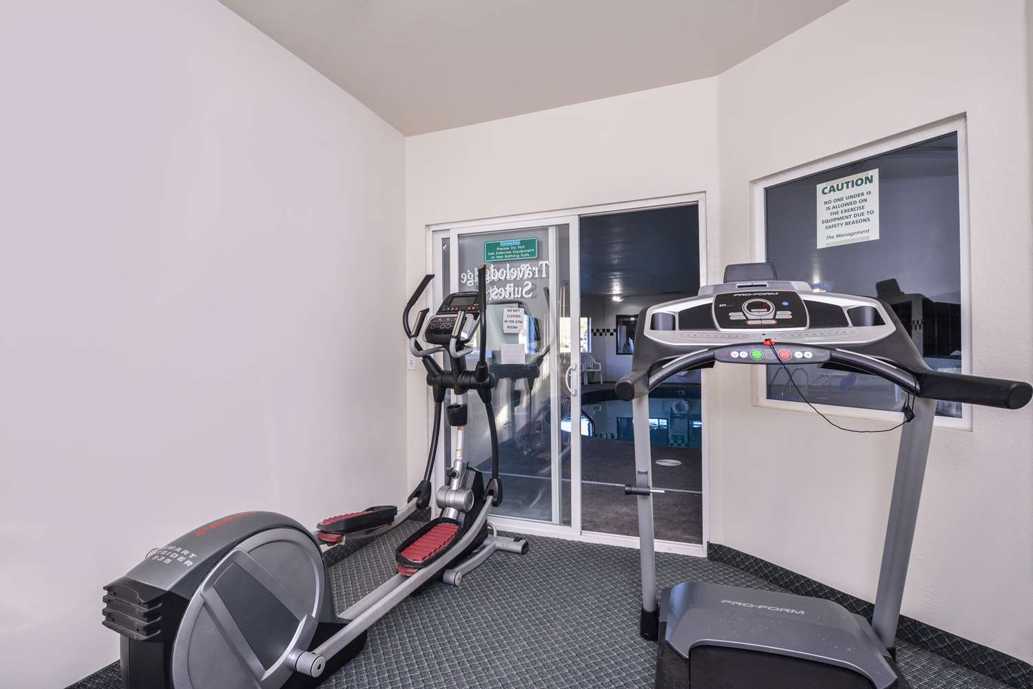 Travelodge Suites By Wyndham Newberg 32/60