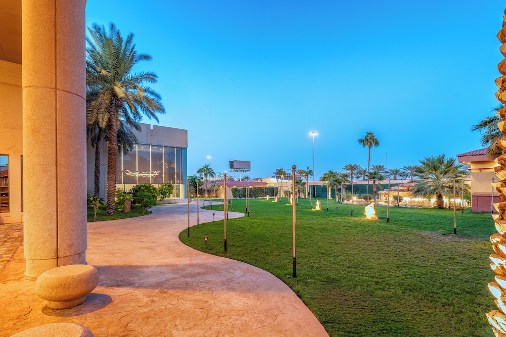 فندق مداريم كراون(Madareem Hotel) 77/81