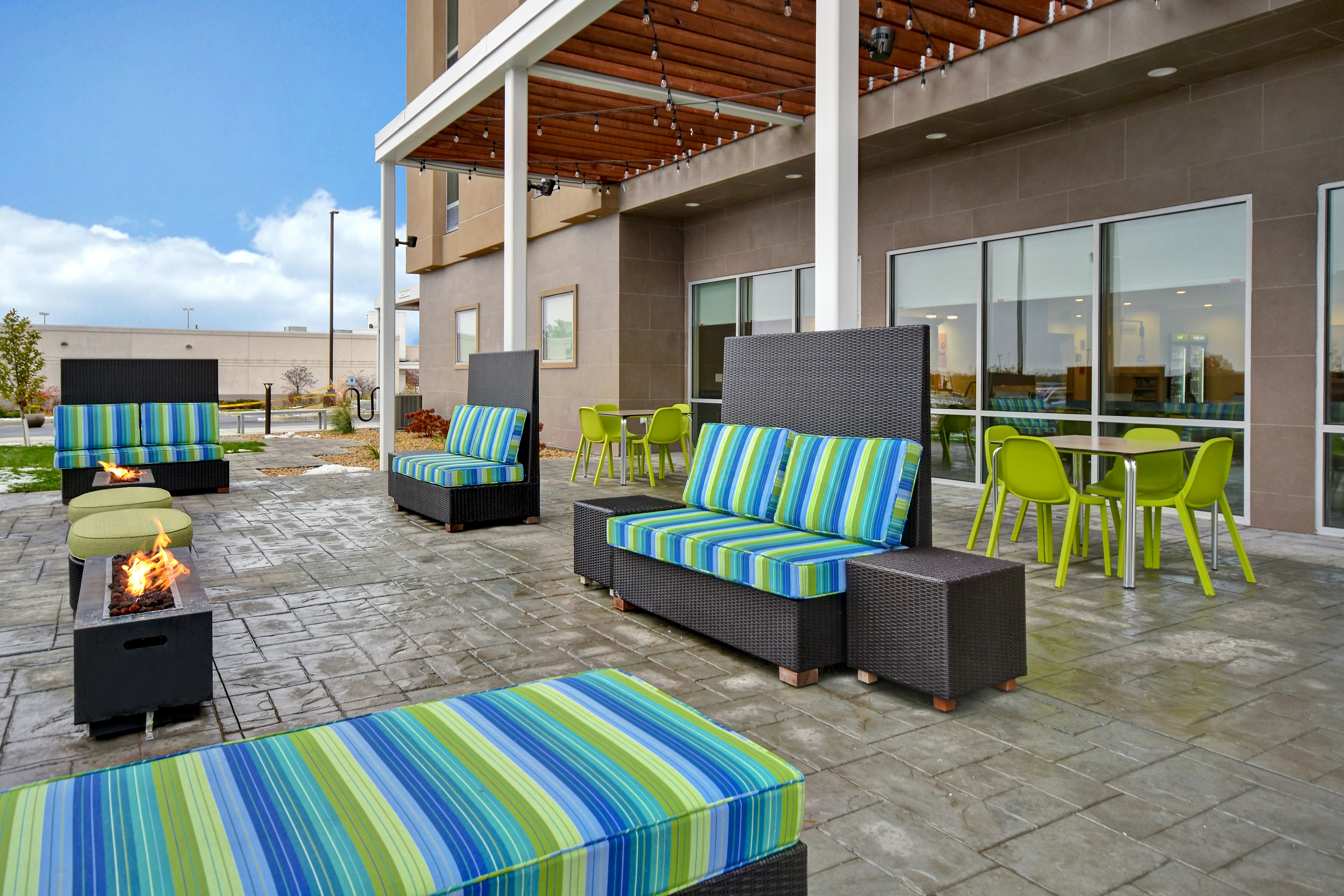 Home2 Suites by Hilton Eau Claire South 33/56