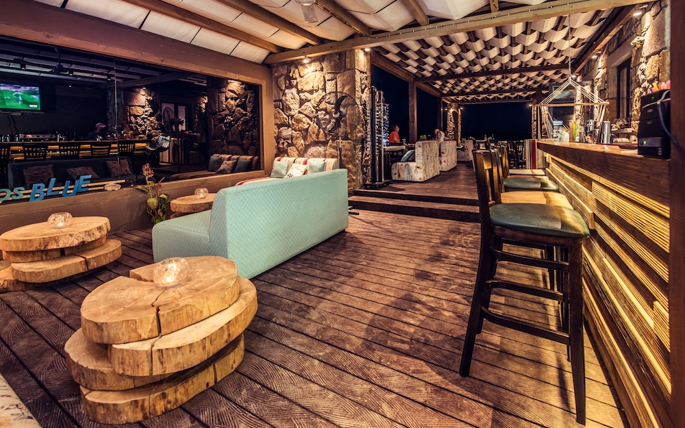 Keros Blue Luxury Rooms & Villas 27/49