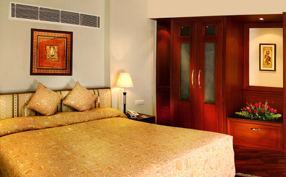 Clarion Hotel Bella Casa 1/3