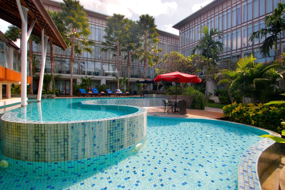 The Lerina Hotel Nusa Dua 8/60