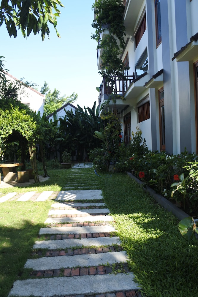 Hoi An Osaka Riverside Villa & Spa 13/48