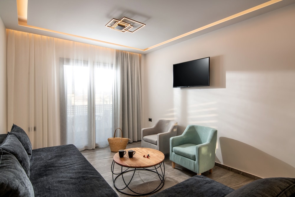 Summer Dream Hotel Apartments 42/50