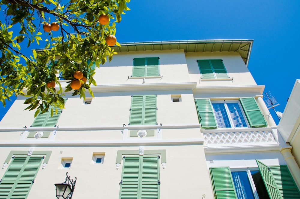 Residence Emeraude 1/50