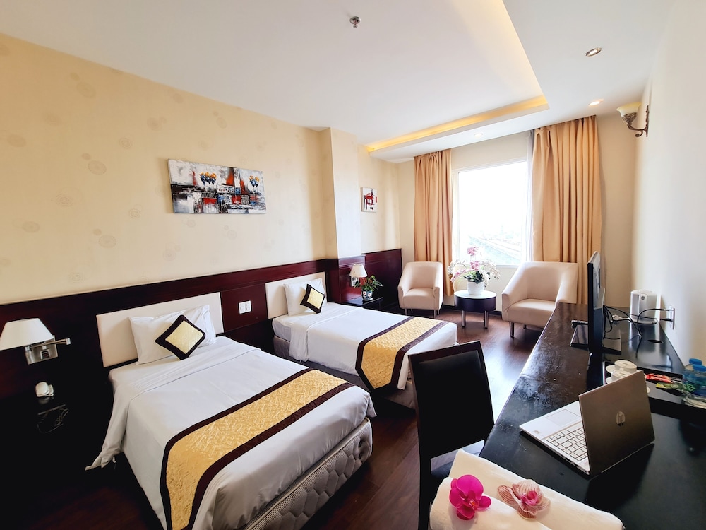 Happy Life Hotel 36/86