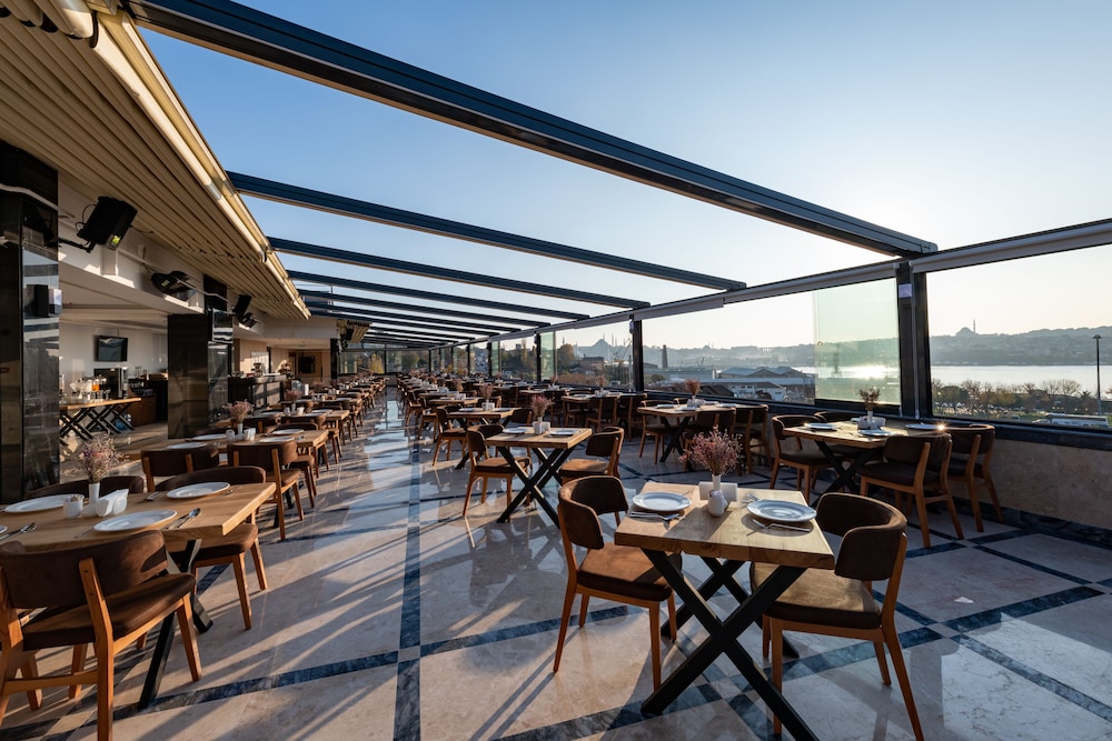 Bvs Bosphorus Hotel Pera 57/64