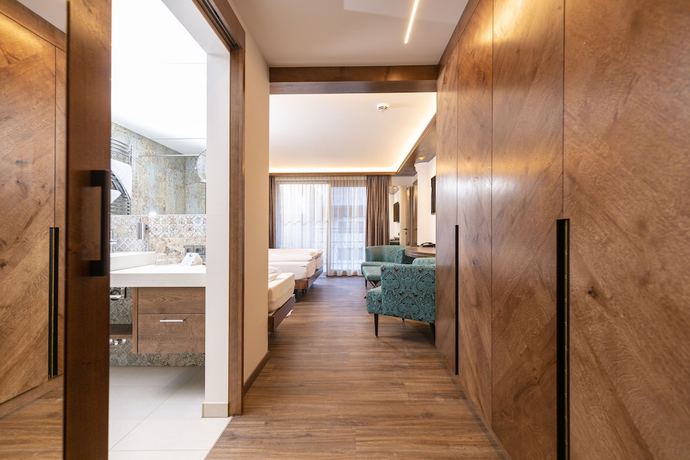 Strass Hotel Dependance 27/57