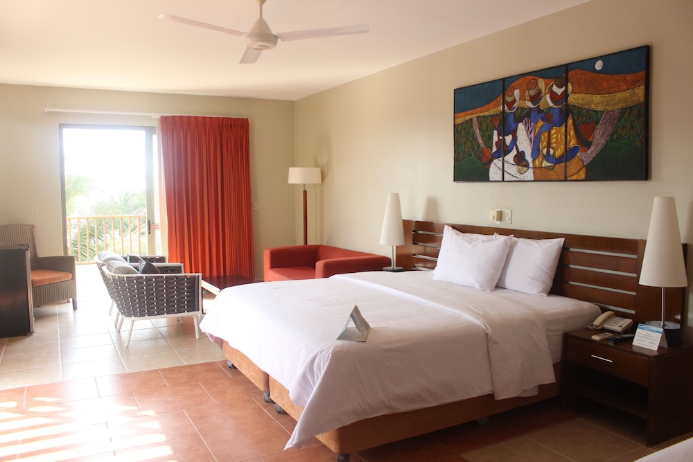 Royal Decameron Punta Sal 37/88