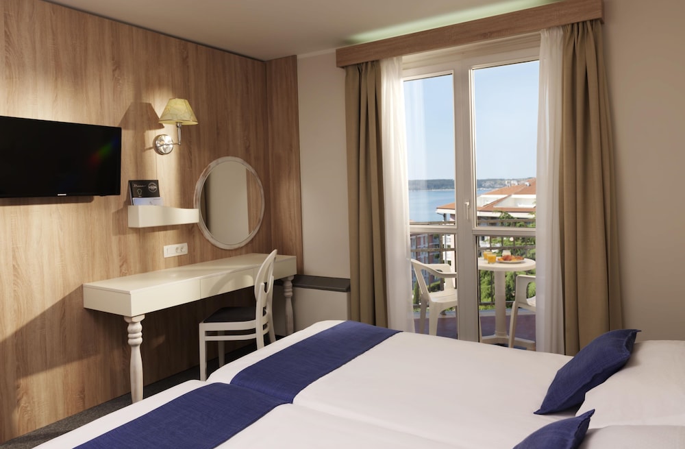 Socializing Hotel Mirna Lifeclass Hotels Spa 12/53