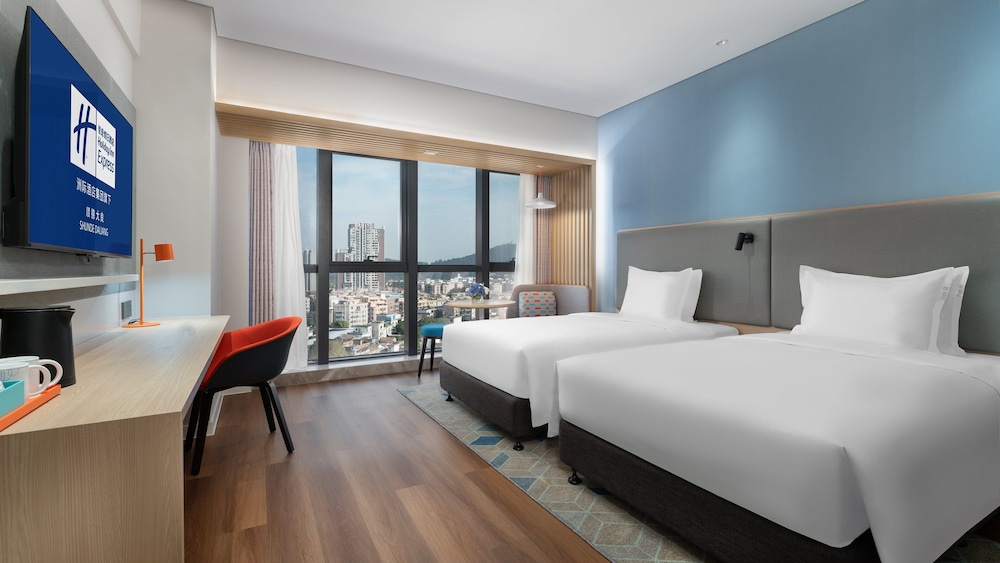 Specialty, Single Bed