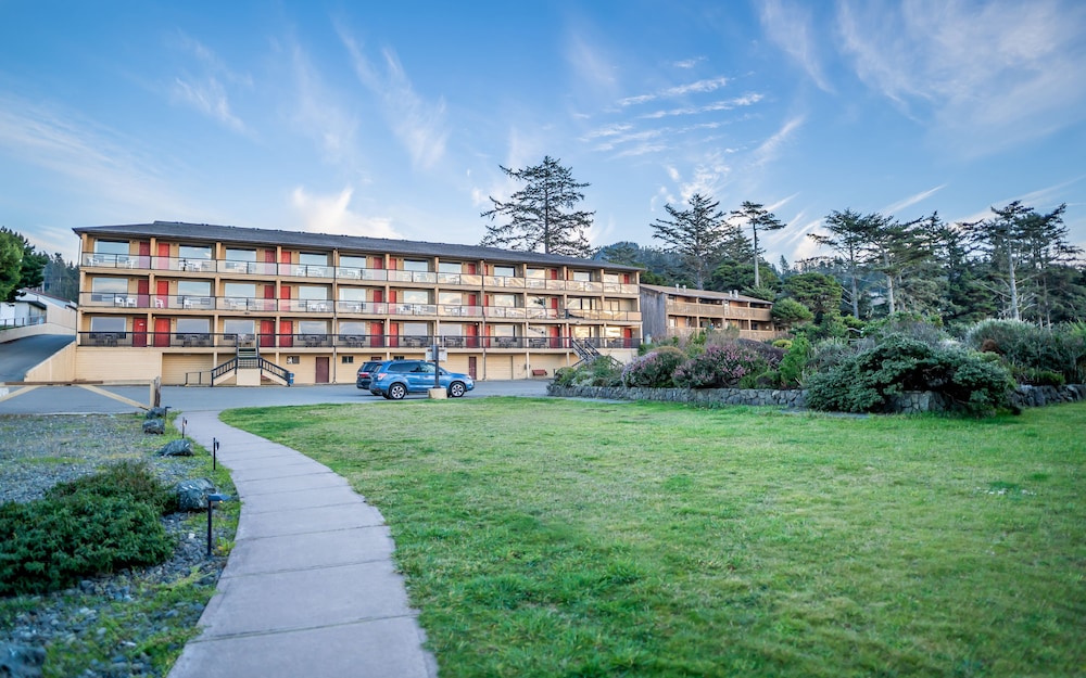 Gold Beach Inn 7/33