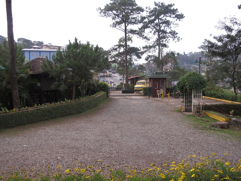 Pine Breeze Cottages 50/55