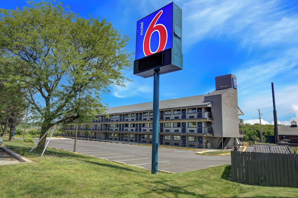 Motel6 York, PA 51/58