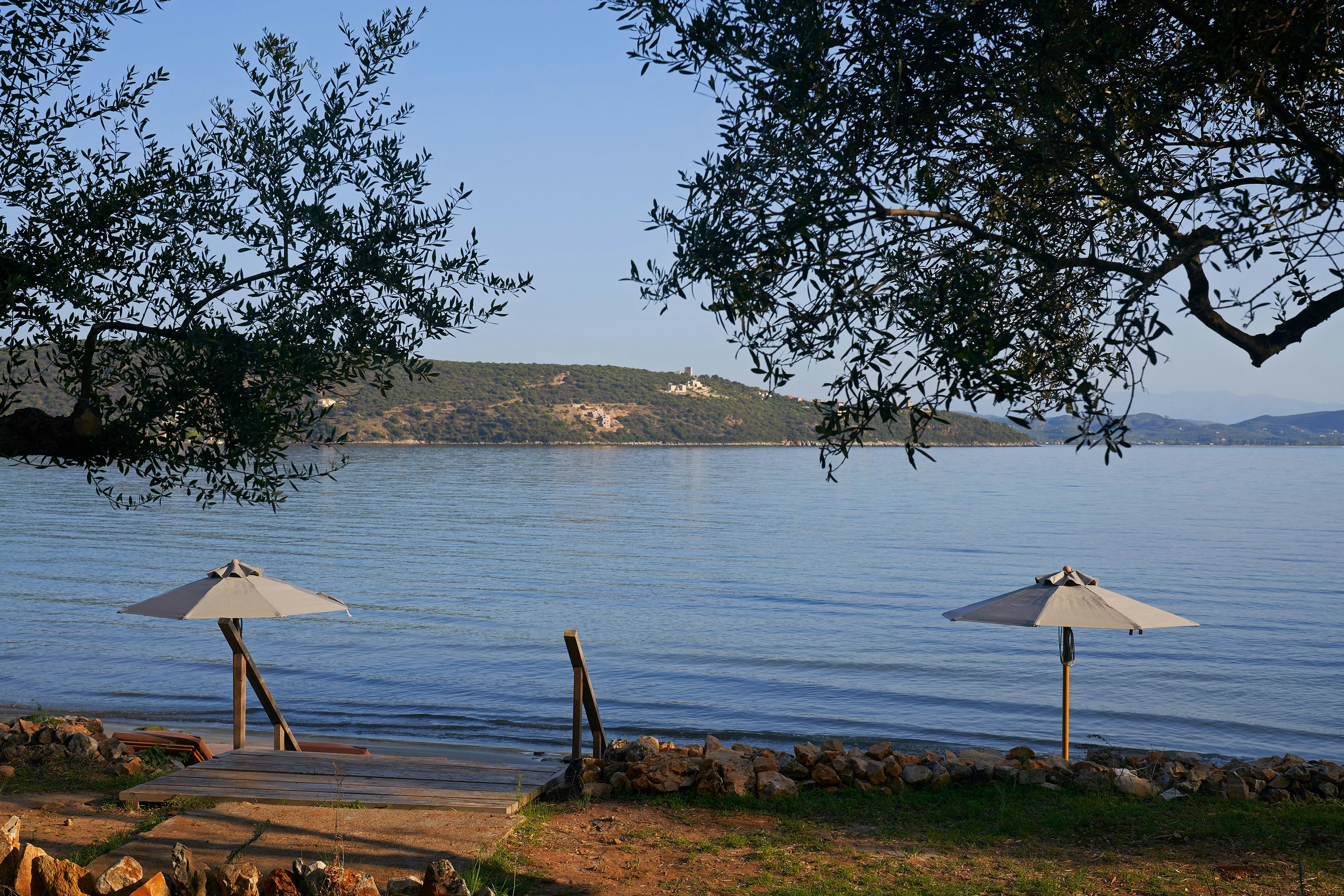 100 Rizes Seaside Resort 60/78