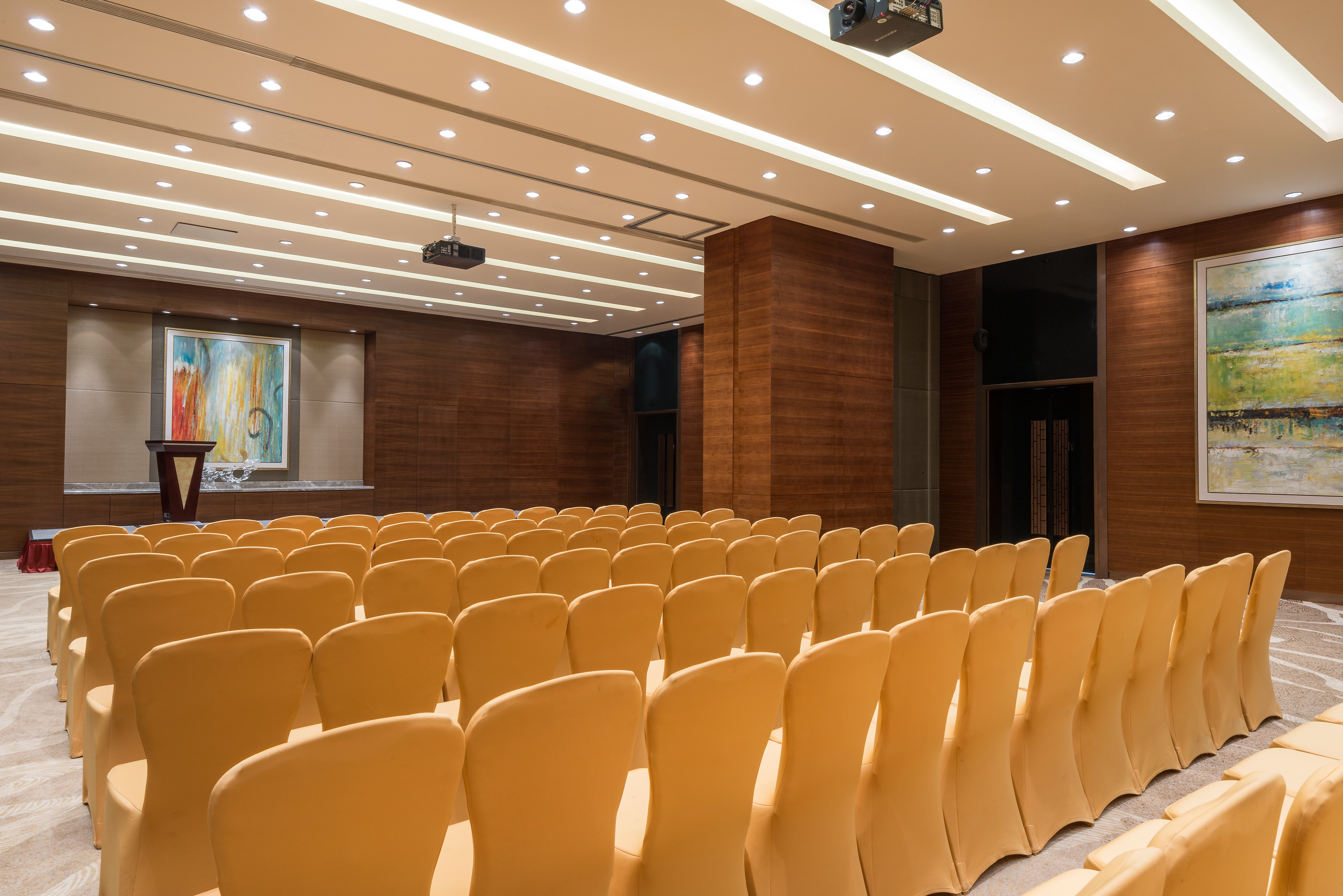CROWNE PLAZA YANGZHOU 10/78