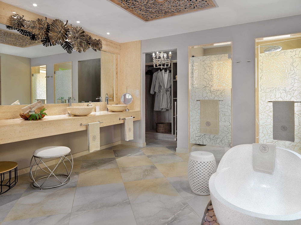 Royal River Luxury Hotel (Adults Only +16) 75/75