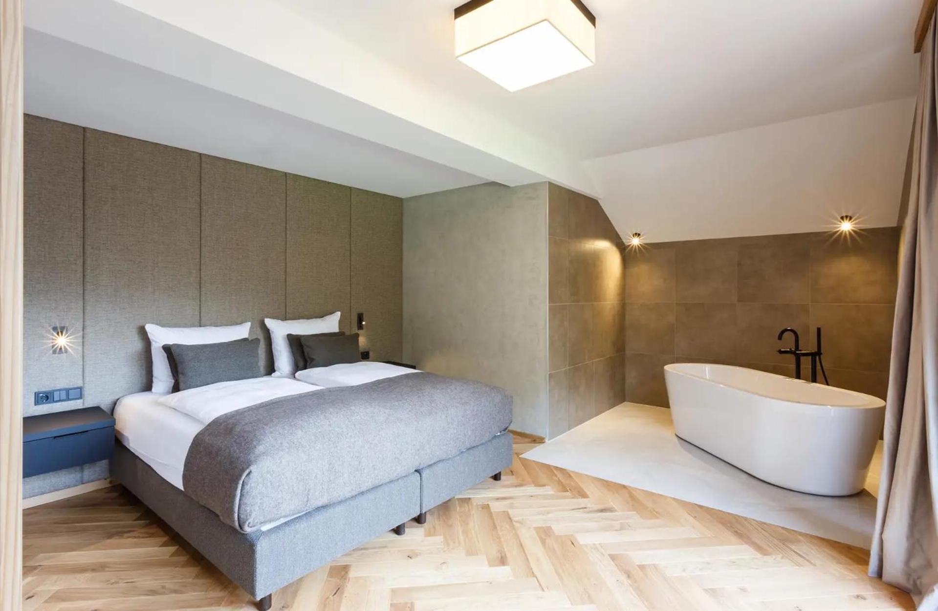 NOVA Moments Boutique Hotel 9/24
