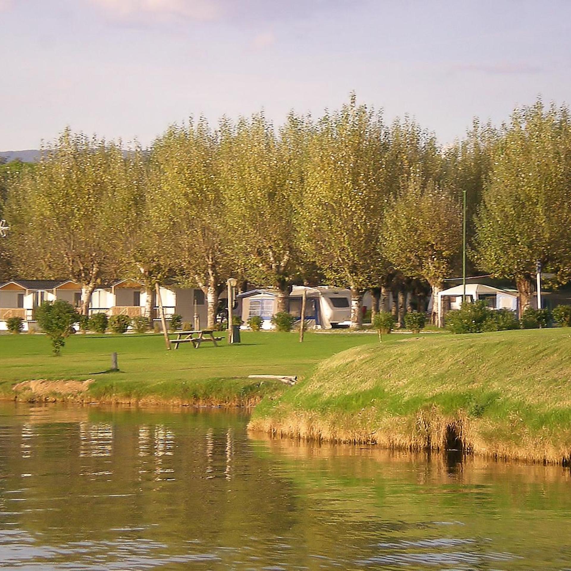 Marina 3 B 30/53