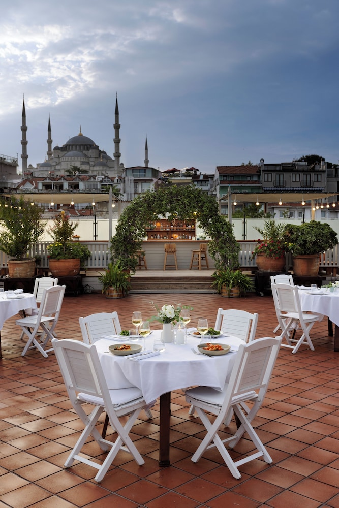 Armada Hotel Old City Hotel 72/75