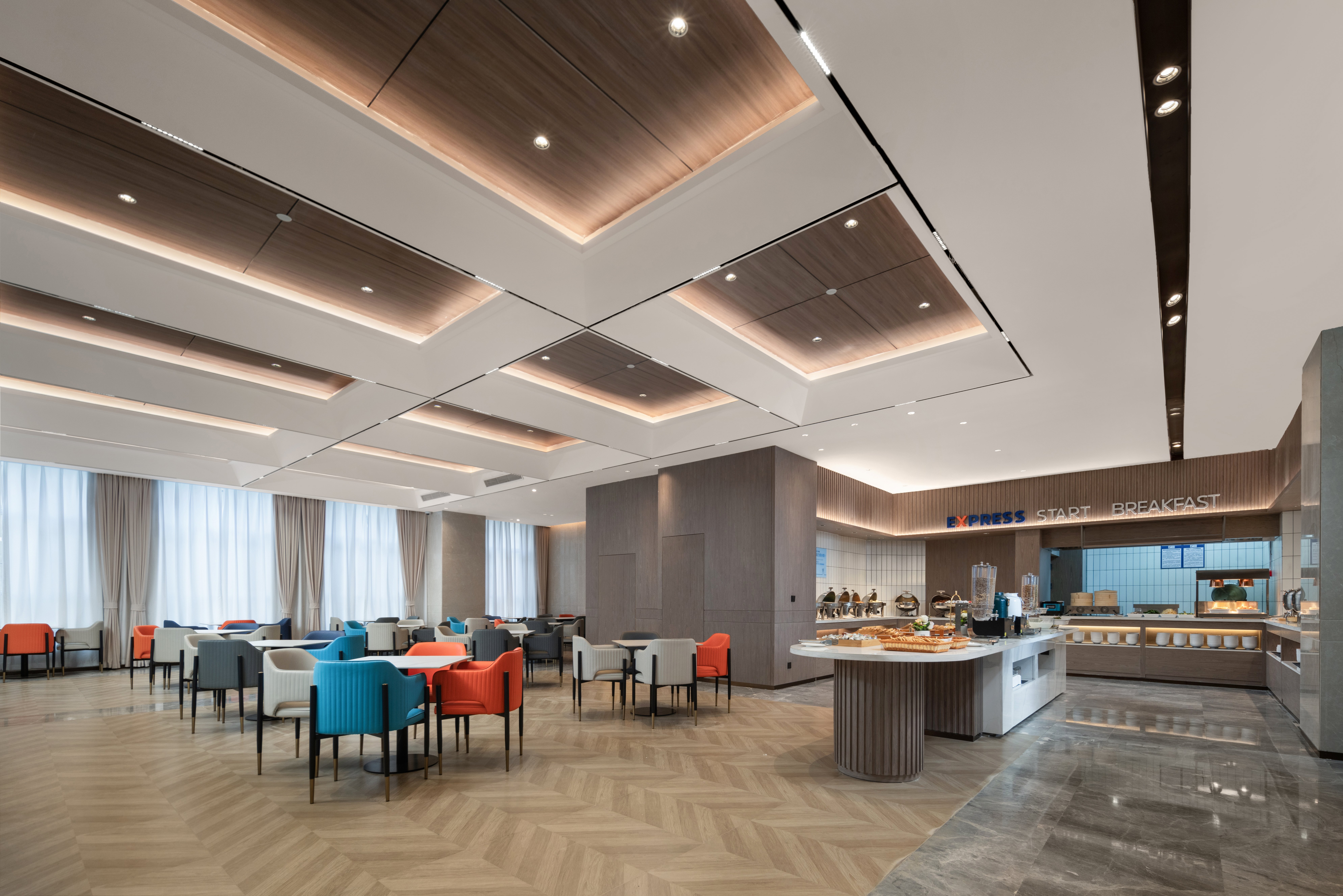 Holiday Inn Express Turpan 26/38