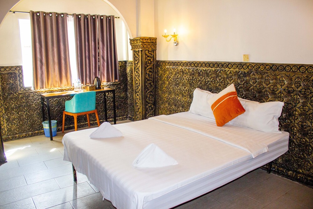 Le Grand Palais Boutique Hotel 12/100