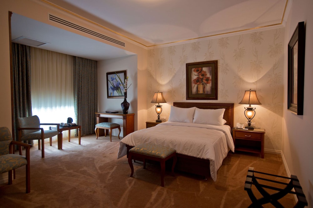 Amman International Hotel 9/45