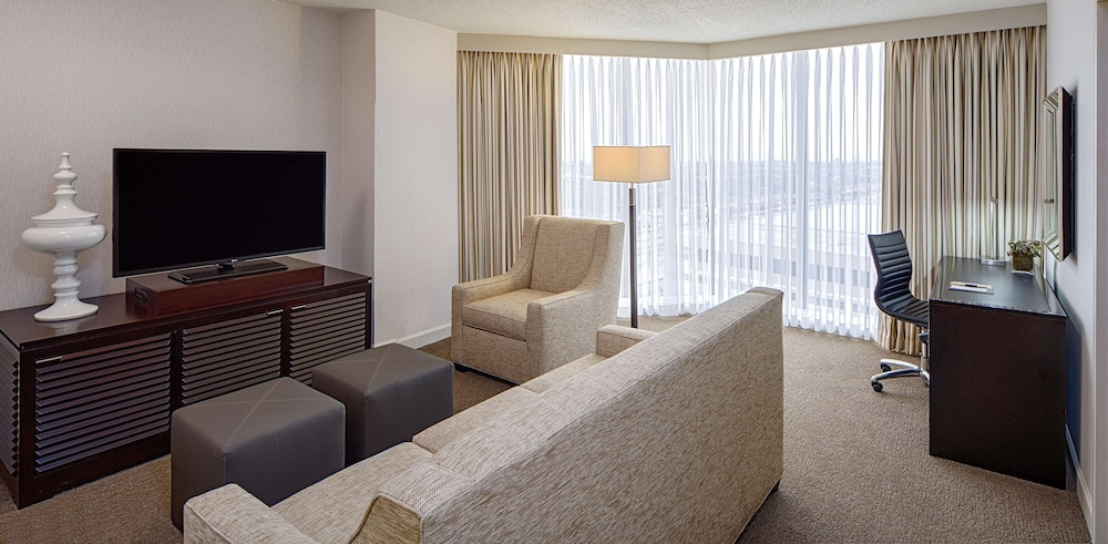 DoubleTree by Hilton Hotel Houston - Greenway Plaza 34/59