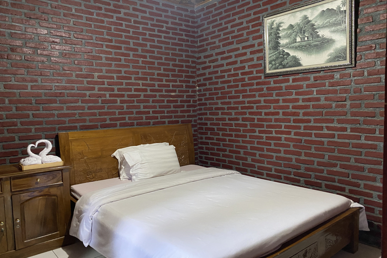 Pavilion, Junior Suite, King Bed, Smoking