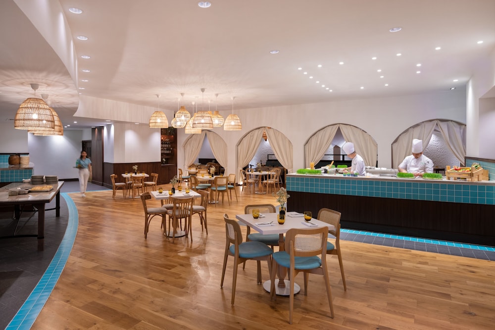 restaurant-cafeteria