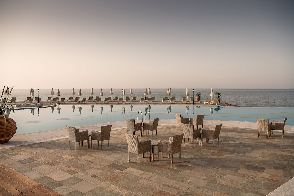 Leptos Panorama Hotel 47/50