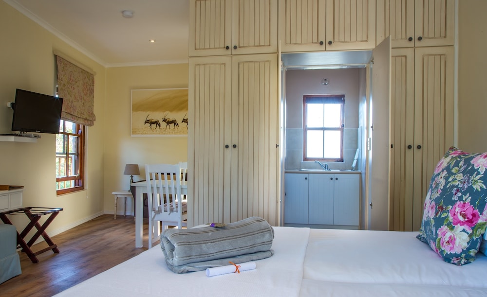 Summit Place Guesthouse 36/72
