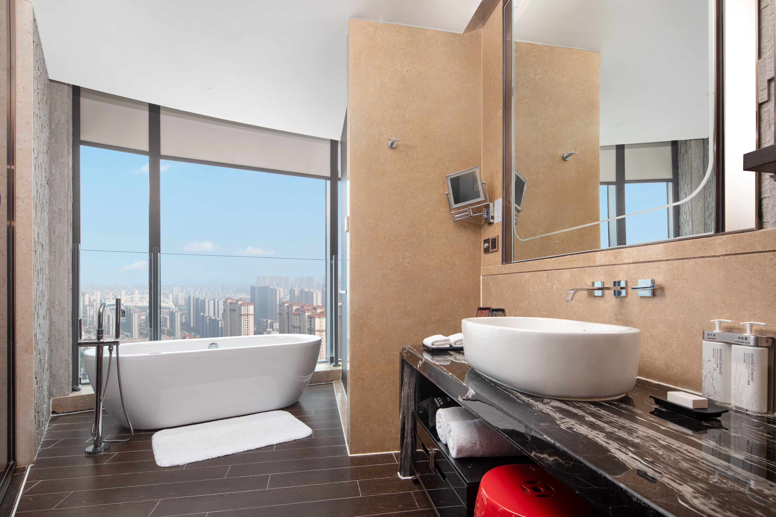 Hualuxe Hotels And Resorts Wuhu 50/50