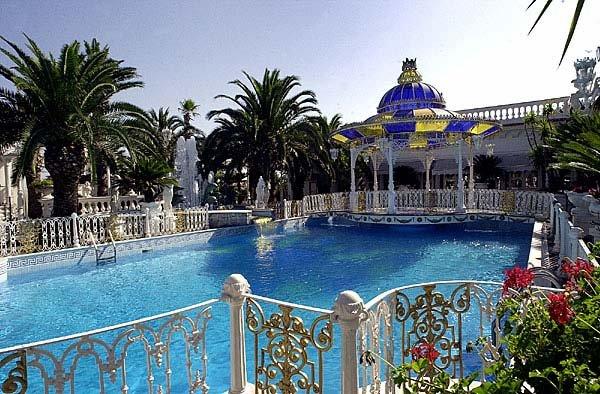 Grand Hotel La Sonrisa 18/19