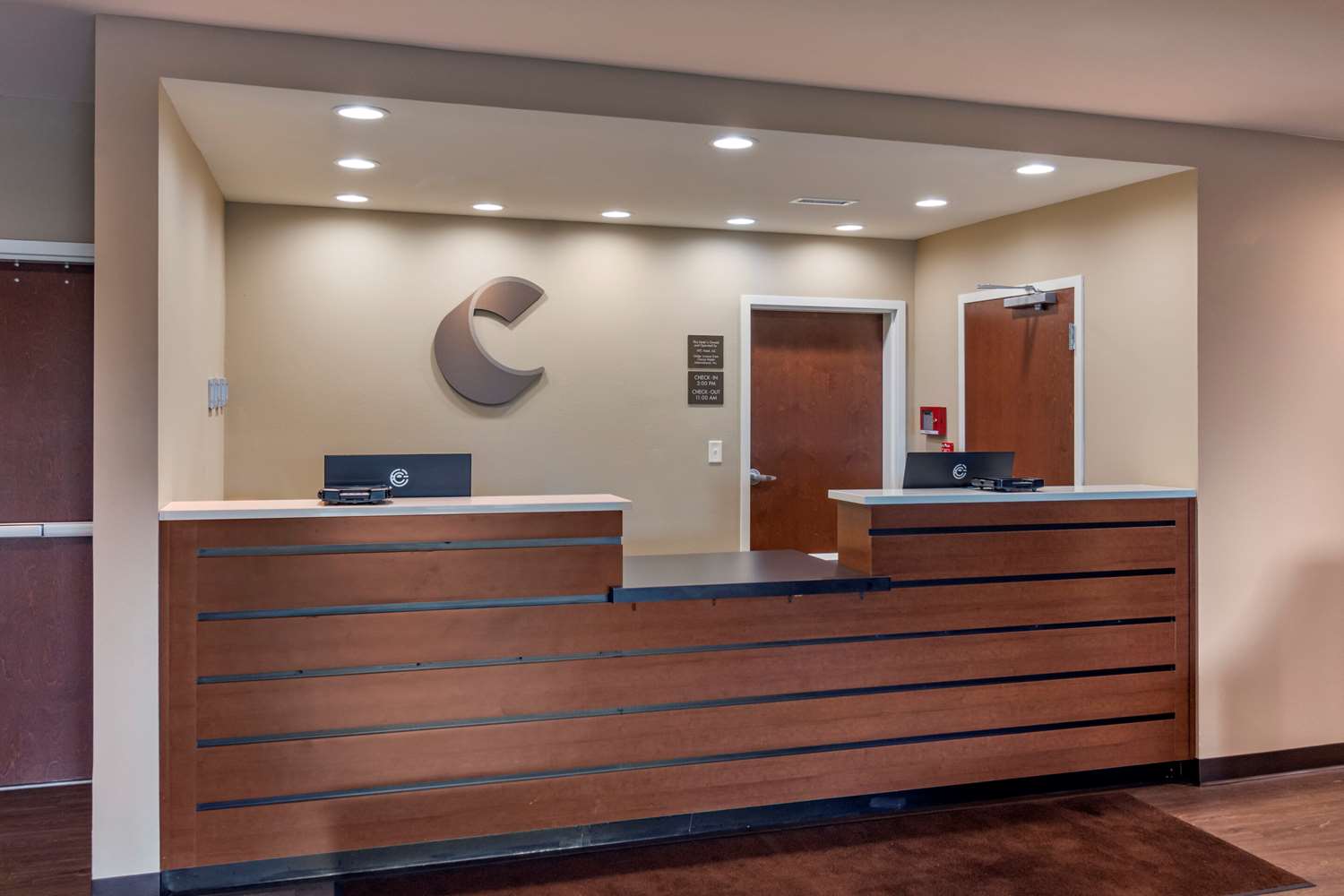 Comfort Inn & Suites Charlottesville Hollymead Town Center 2/13
