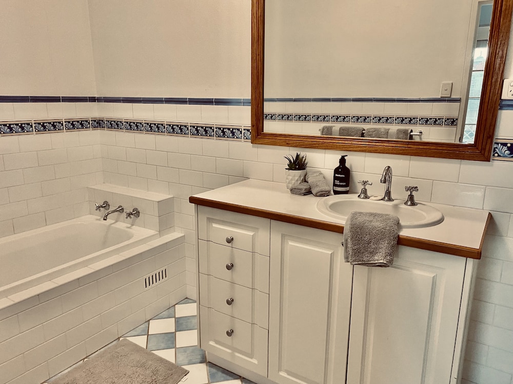 Terrigal Sails Serviced Apartments 28/63