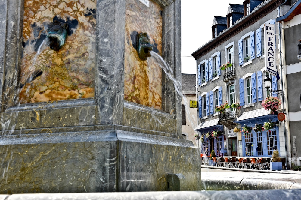 HOTEL DE FRANCE 28/29