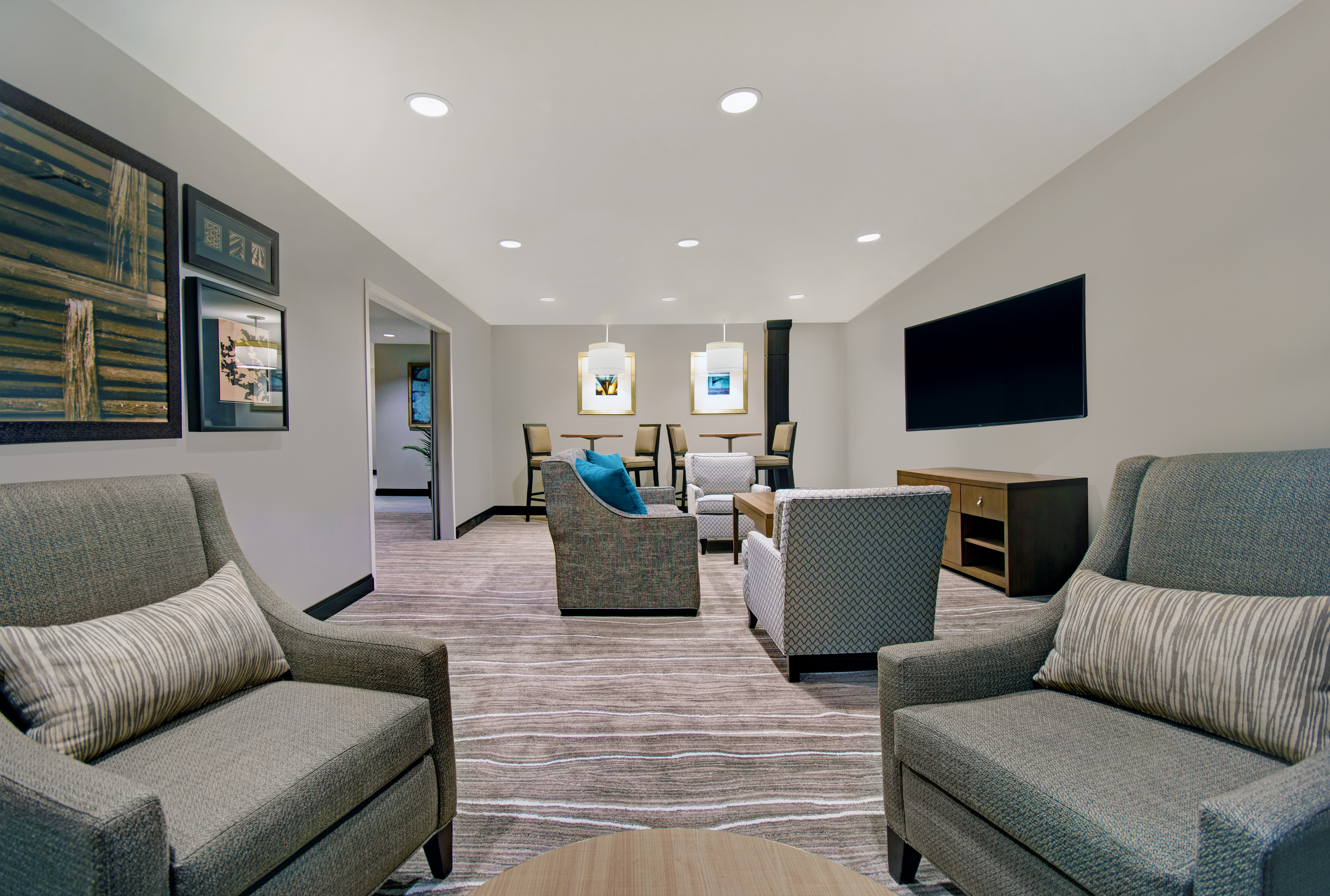 Staybridge Suites Sterling Heights Detroit Area 38/65