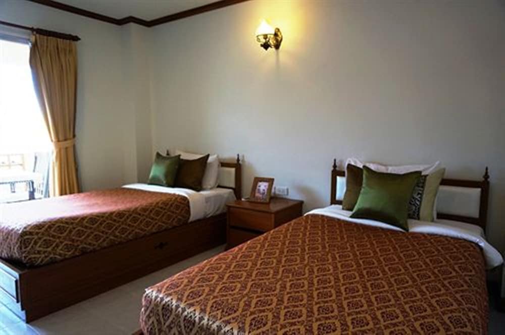 Hua Hin White Villa 30/68