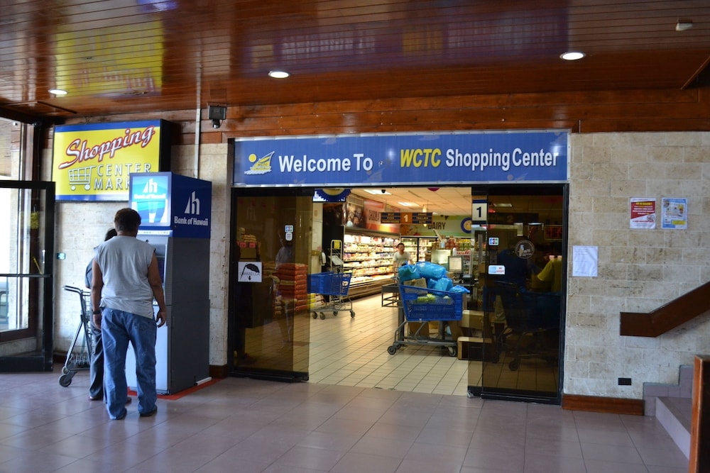 West Plaza Hotel Downtown 32/44