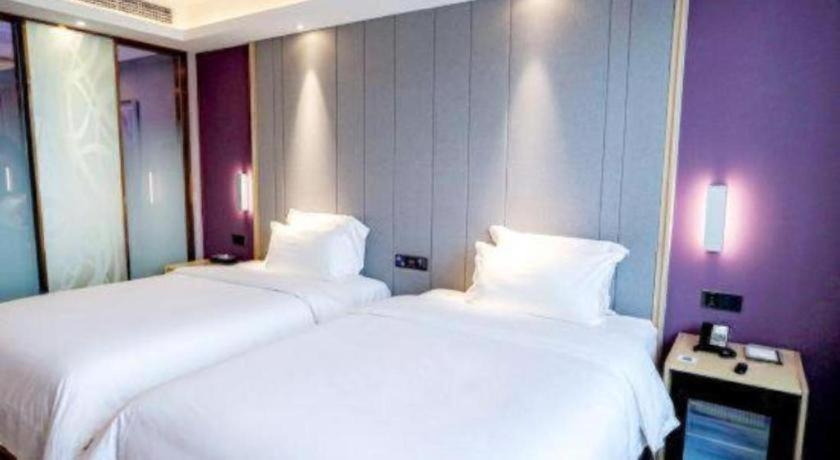 Lavande Hotel (Beijing Daxing Qingyuan Road) 24/55