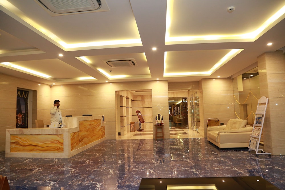 Hotel Himalayaa 7/25