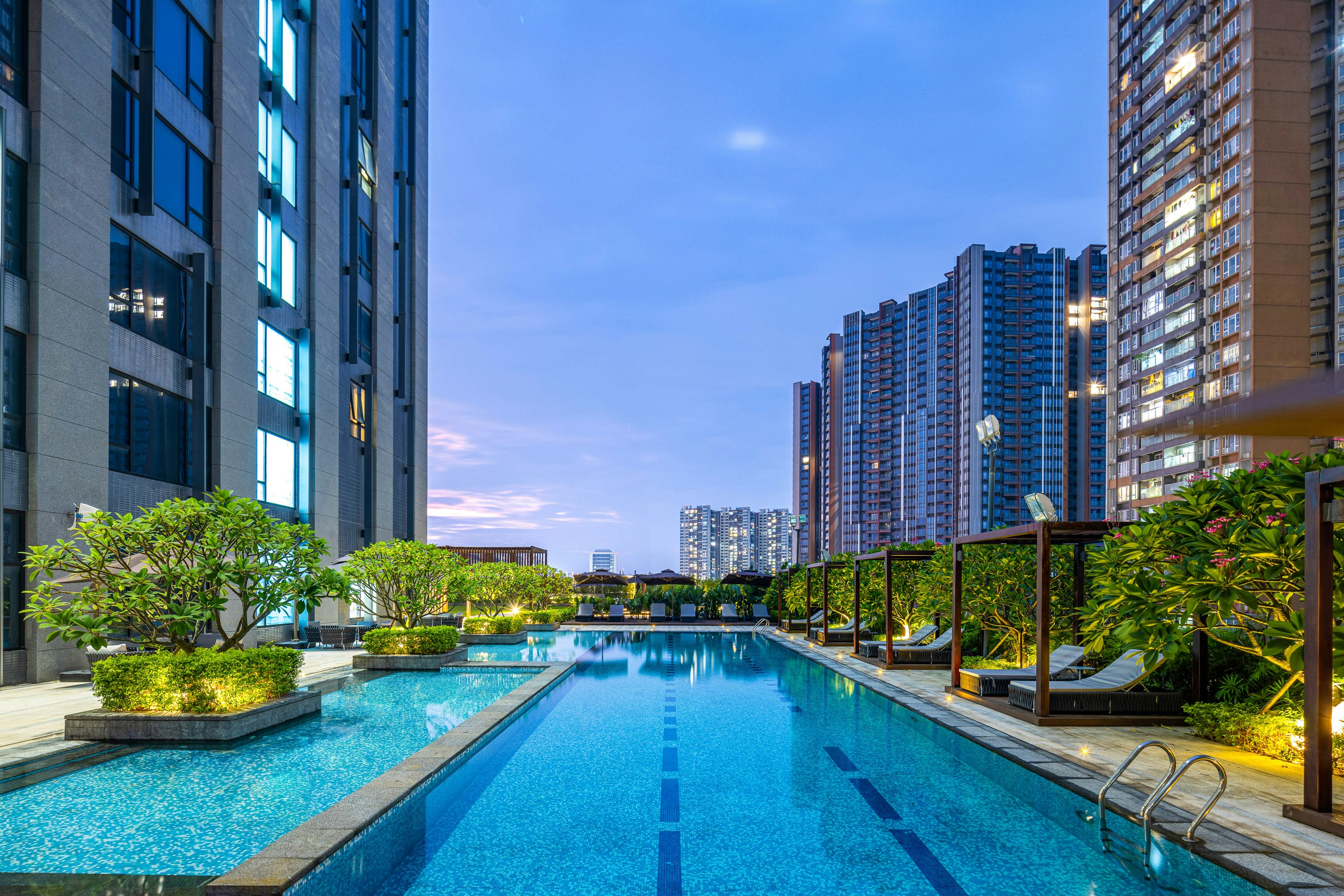 New World Guangzhou Hotel 53/58