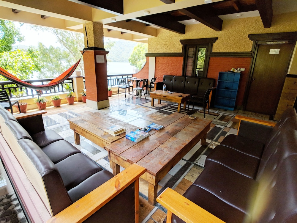 Hotel Forest Lake Backpackers' Hostel 17/25